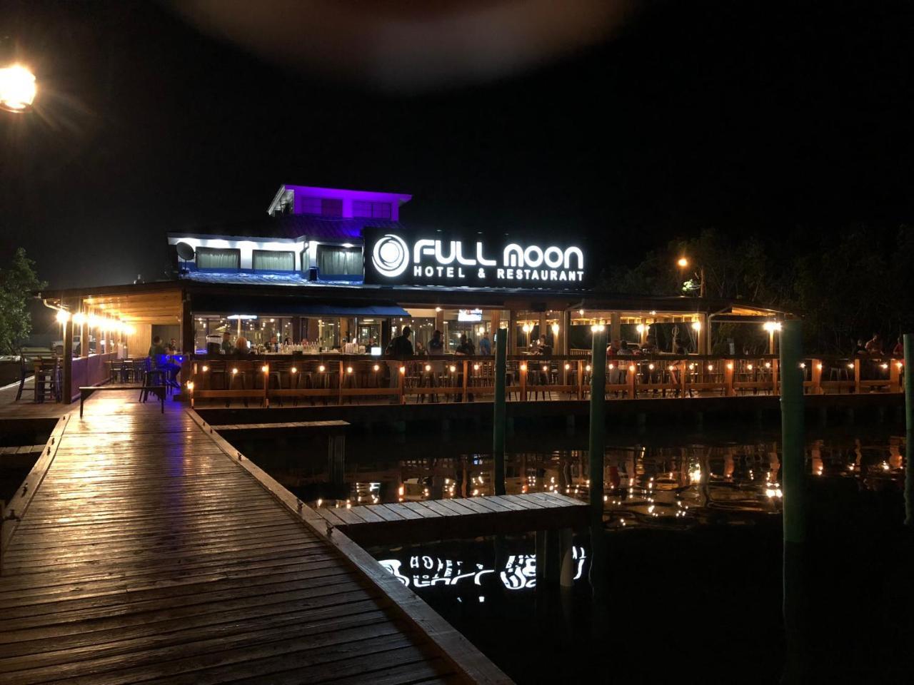 Full Moon Hotel & Restaurant 살리나스 외부 사진